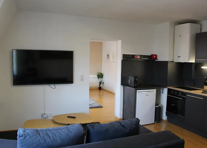 Deluxe Urban לינץ